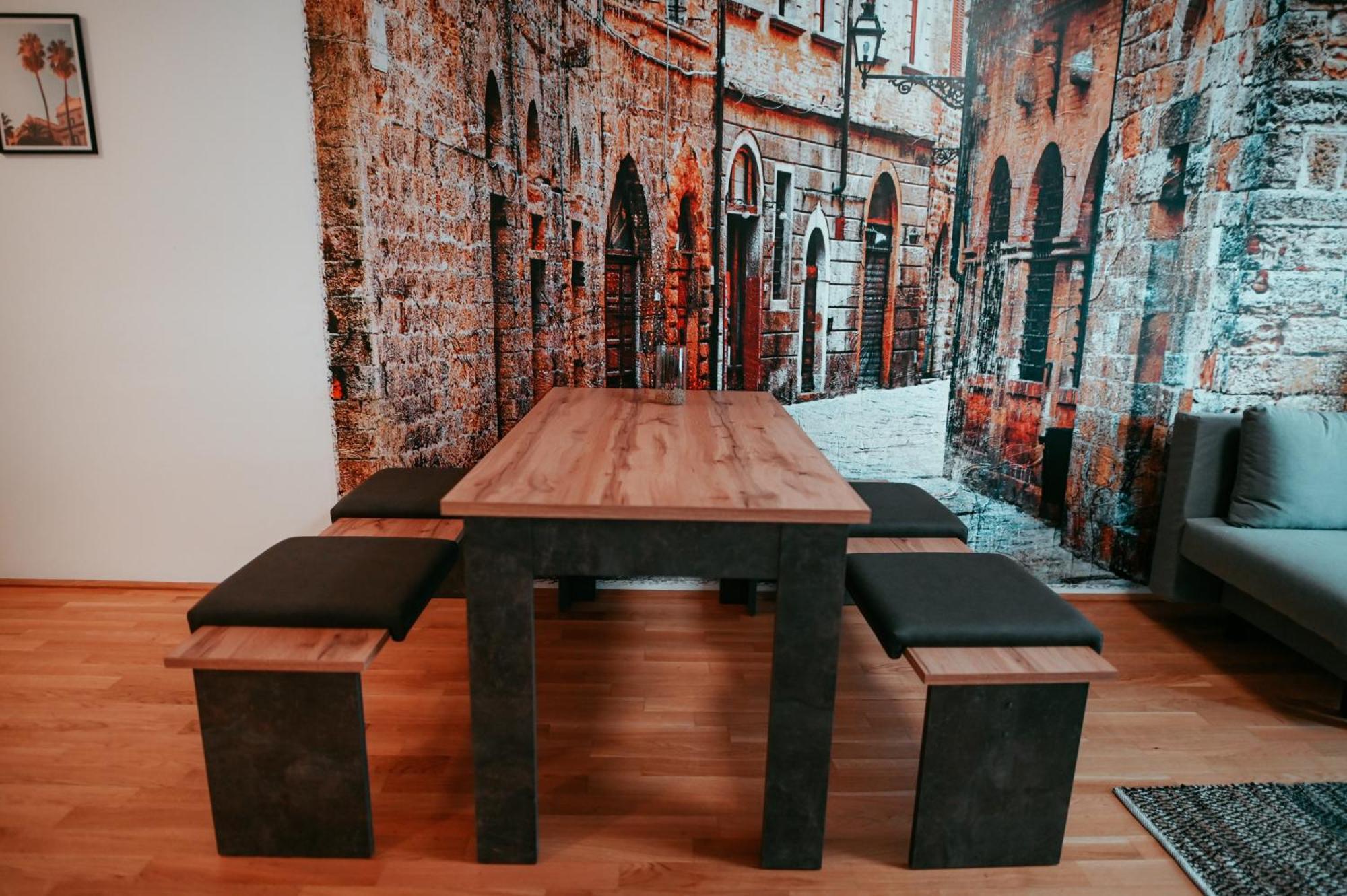 Cosy 107 Viena